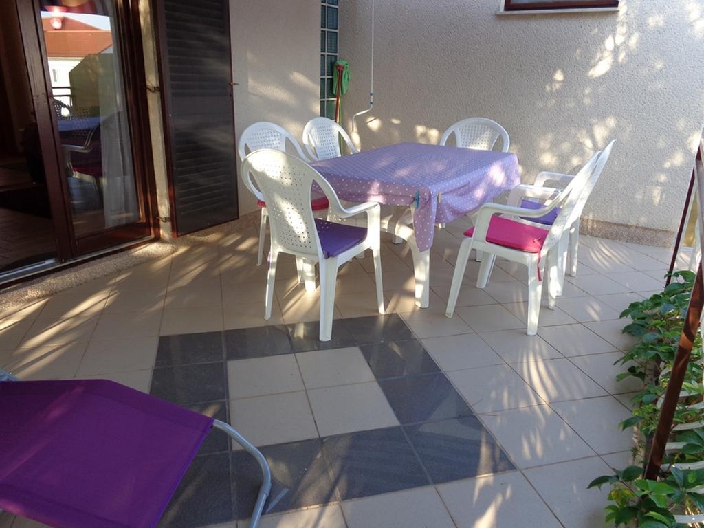 I & S Apartments Vodice Exterior photo