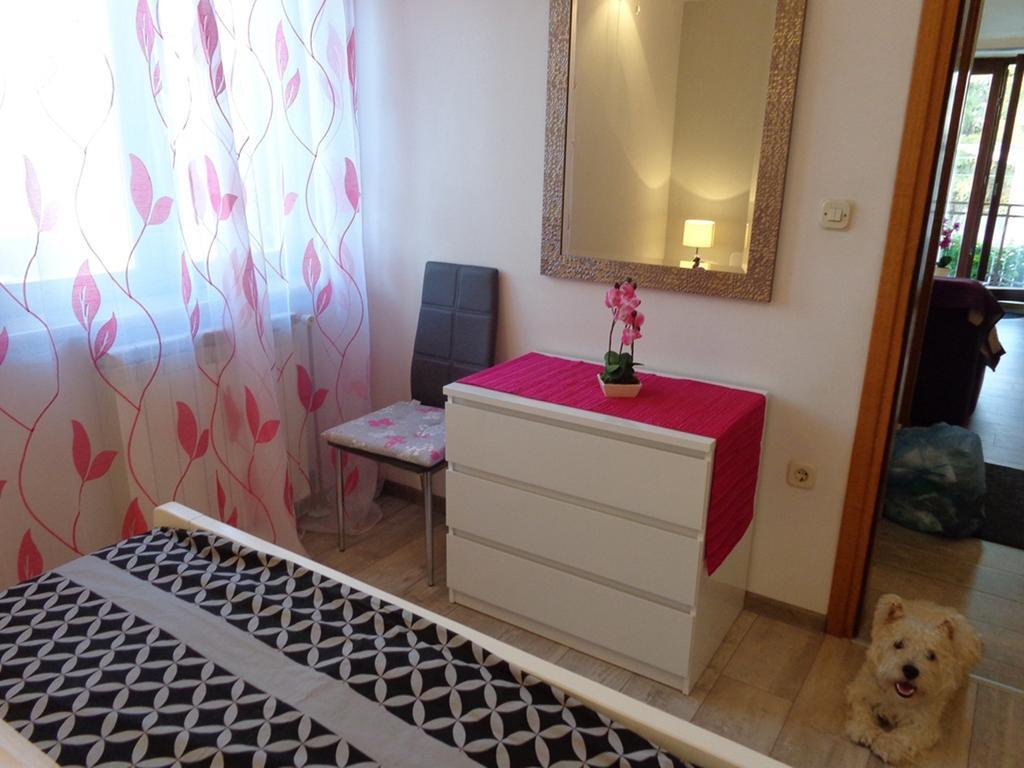 I & S Apartments Vodice Exterior photo